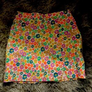 Floral Mini Skirt 🌸